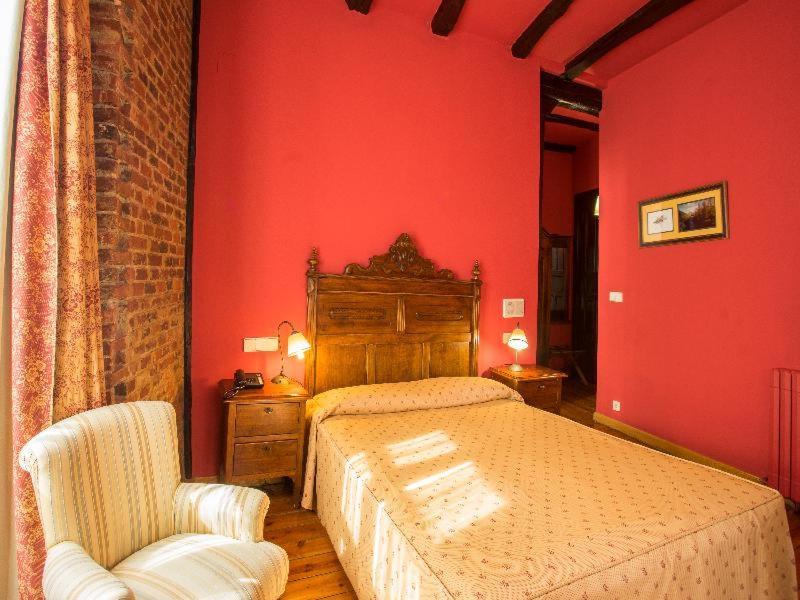 Hotel La Posada Regia Леон Номер фото
